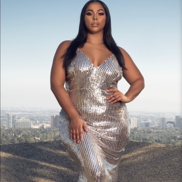 Fashion nova Isla Rose Sequin dress, blush/ Silver - Picture 3 of 3